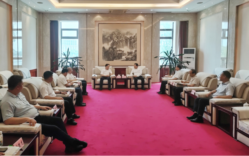 唐文方拜訪鐵嶺市委副書(shū)記、市長(zhǎng)張寶東